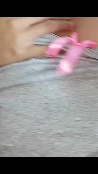 Look at the Open Pussy of This Cute Teen. Delicious!