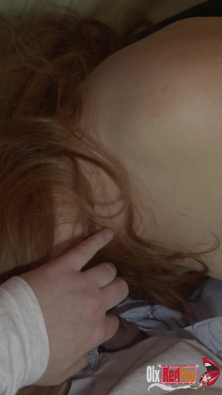 Helping My Stepmom with Masturbation and Fucking Her Pussy