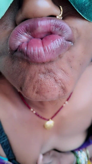 The Fun of Fucking Sister-in-law in Mouth Is Different, Today Left a Lot in Mouth