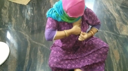 Muslim Bhabhi by Dever