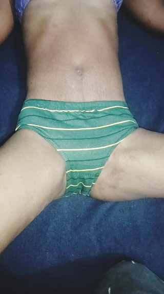 Indian Desi Bhabhi Sex with Balloon