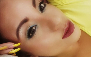 Messy deepthroat camgirl