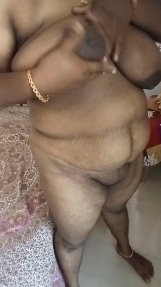 College student bedroom finger massage show performance videos