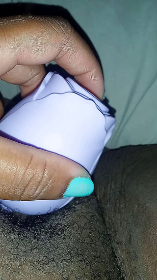 Vibrating my juicy clit