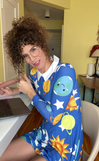 Ms. Jizzle Video + Voice Note for One of My Sweet Boys