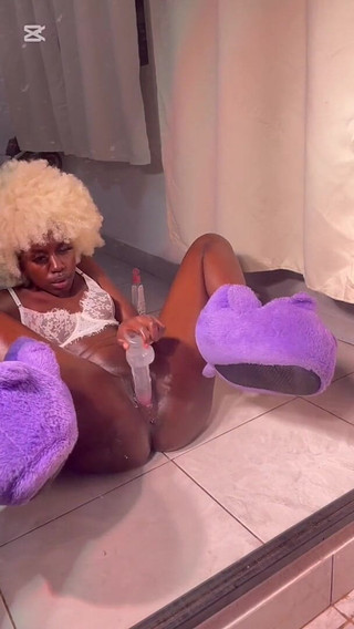 Sucking My Pussy Cream