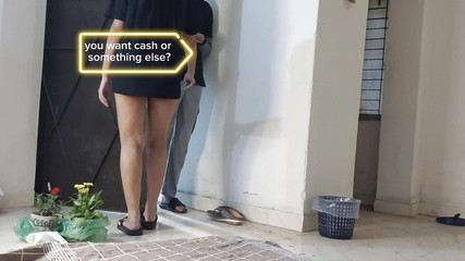 Lucky Deliveryman Getting More Than Money