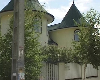 Paolo Pinkel the Hottest Diplomat.