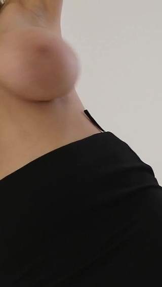 Huge Natural Tits Babe Blow Banana and Masturbate