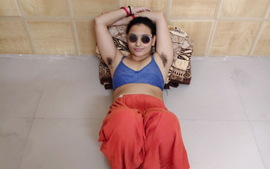 The Girl Got Her Younger Stepbrother to Remove Her Armpit Hair