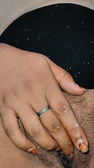 Indian College Chubby Girl Fingaring at Home