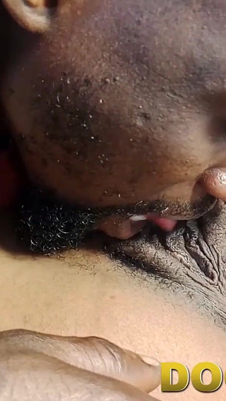 Booty Ebony Horny Fuck with Indian Queen