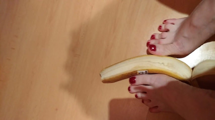 Footjob Red Toes Banana Crash