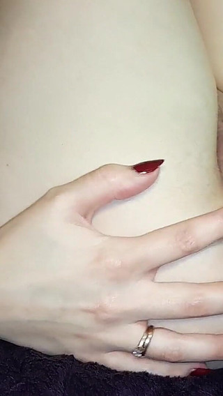 I Push Two Carrots with a Huge and Tear My Apart