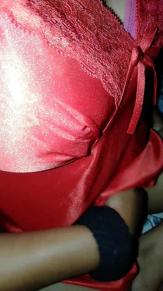 Indian Desi Girl Boobs Show and Sex Toys Pussig