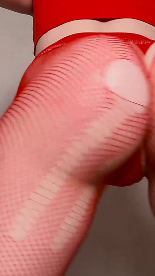 Twerking Juicy Round Ass Shaking Right in Front of Your Face