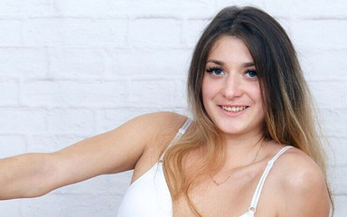 Abril Real Amateur Nude Casting Virtual Reality Backstage