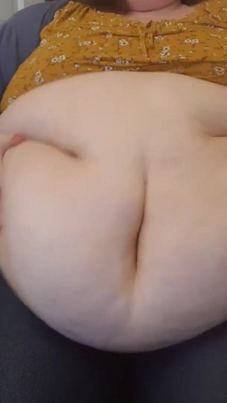 SSBBW belly play & jiggles