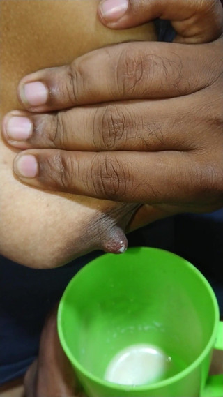 Desi MILF Wife Sucking Millk on Her Bobs by Her Husband