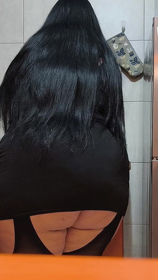 Sexy Hot Stepmom, Only Fans in Slow Motion, in the Kitchen