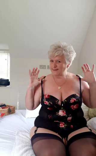 Teasing you with my hot body