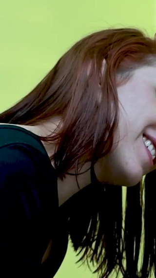 Kissing a Skinny Naughty Girl!