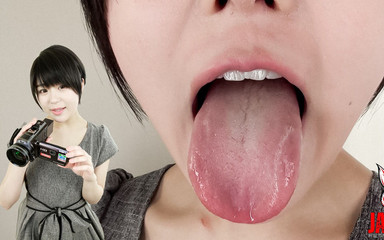 Short Hair Cutie Tsugumi Muto's One Metalic Tooth in Her Small Mouth!