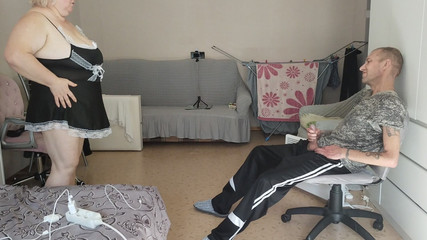 I Just Showed for a Maid a Dick, and She's Ready to Fuck