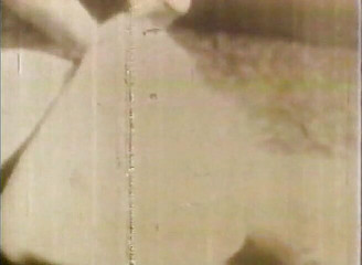 Vintage whores sharing dick in threesome