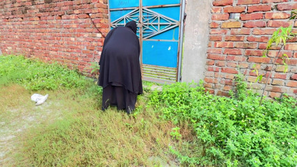 Muslim Hijab Girl From Jungle - Outdoor Sex