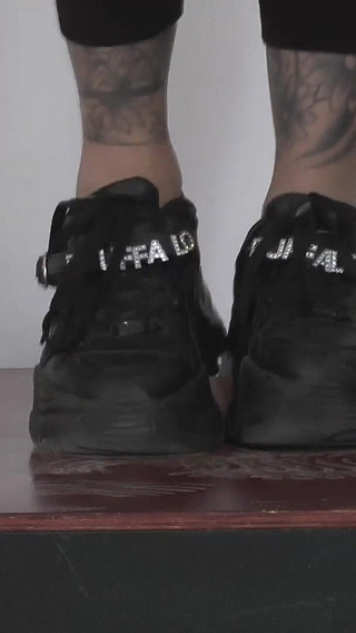 Slave's Orgasms Under Mistress Cleo's Platform Shoe