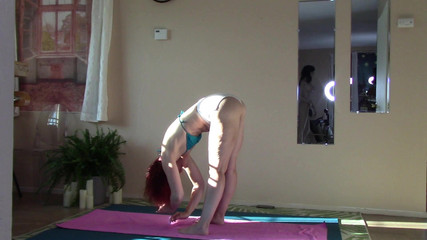 Angel pose and front lung