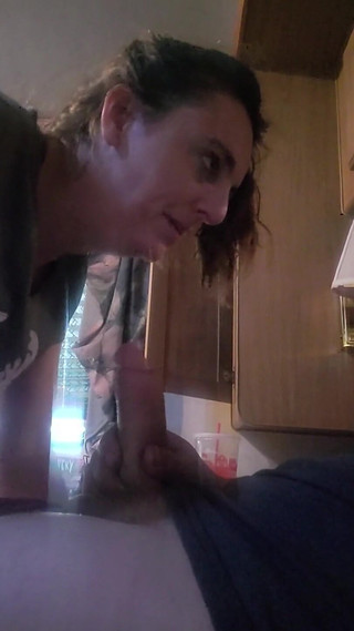 Knows How to Suck One Down