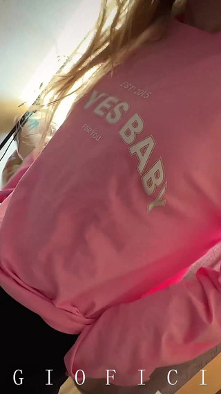 Cuckold Dude Asked Me to Show How I Shave My Pussy and Butthole Area