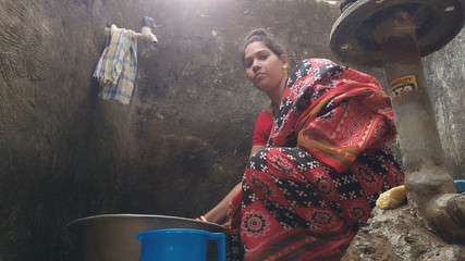 Desi Indian Bihari Wife Having Bath and Saree Remove Boob Show in Birth Room