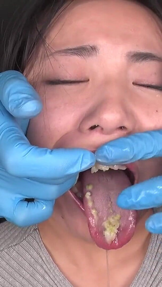 Honoka Sakamoto Trapped: Tongue Clamps, Stretched Face, and No Way Out