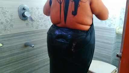 Saudi Muslim Big Tits and Big Ass Sexy 35yo Stepaunty with a Neighbor