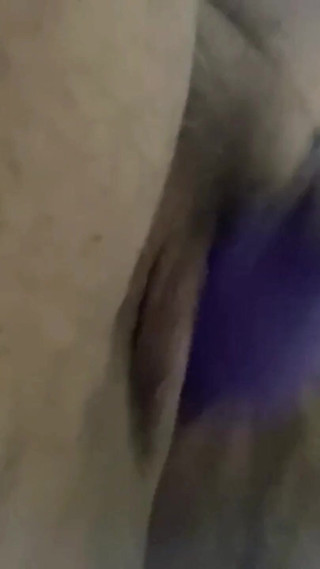 Bbwbootyful stimulating my fat hairy pussy with electric wand