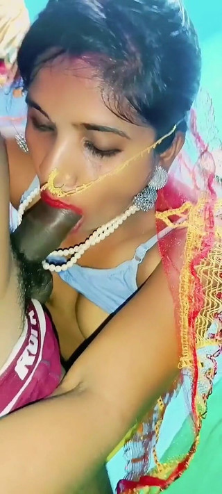 A Collage Girl Fucking and Blowjob by Her Boyfriend After Marriage in Hostel