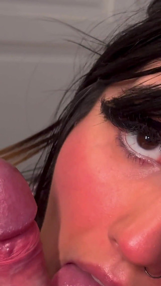 Aaliyah Edges Alexander with Her Tongue and Makes Him Explode