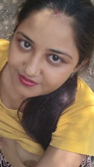 Village Girl Enjoys Sex in Farm