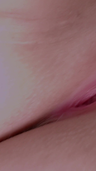 Chubby MILF Masturbation After Sunbathing on the Beach.