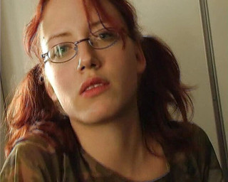 19yo Red Sonja Fucks Amateurporn - Skinny Cute Amateur Girl