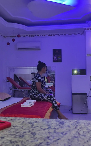 My Stepmother Invited Me to a Hotel to Fuck