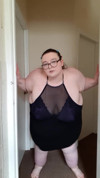 Sexy lingerie on this cute body