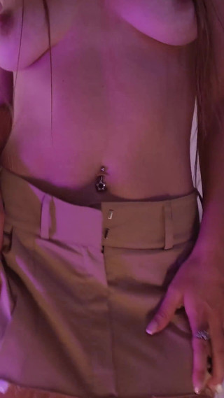 Twerk in a Short Skirt