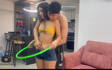 I Teach My Little Stepsister How to Play and End up Fucking Her Hard and Cumming in Her Pussy