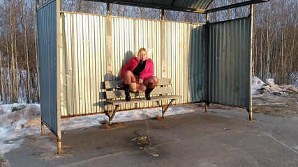 Golden Rain 88- Piss in Road