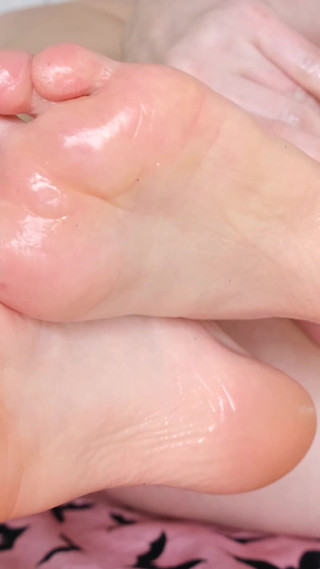 Up Close Oil Massages