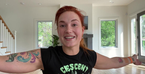 I’m in my new house saying ‍️ HI! and giving you a little update on my timeline for shooting and releasing new content!